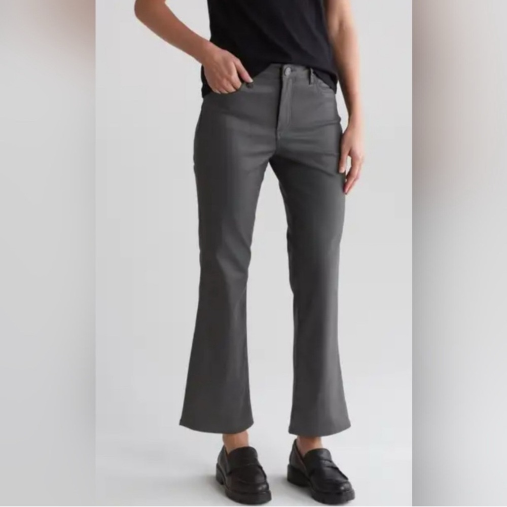 NWT Kut from the Kloth High Rise Kelsey Fab Ab Ankle Flare In coated gray size 8